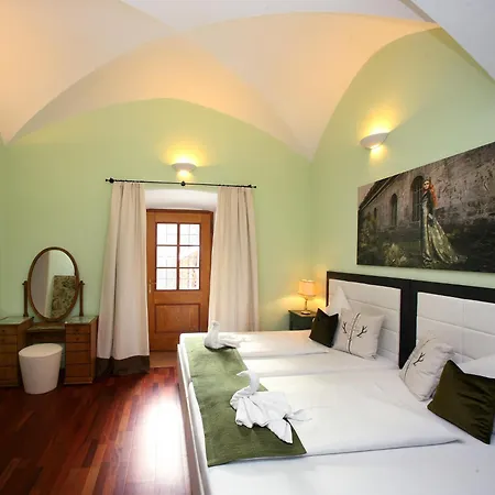 Schloss Am Fischhorn מלון דירות 4*