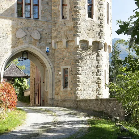 Schloss Am Fischhorn מלון דירות 4*