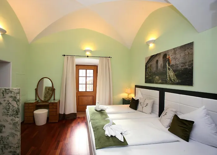 Schloss Am Fischhorn 公寓式酒店 4*